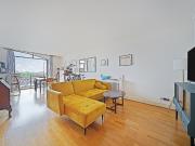 1 bedroom property in Swan Court, Star Place, Tower...