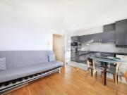 1 bedroom property in Upper Richmond Road West, East...