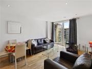 1 bedroom property in Viridian Apartments, 75 Battersea...