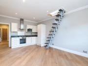 1 bedroom property to let in 98a High Street, Esher,...