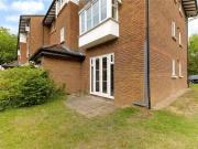 1 bedroom property to let in Kingsworthy Close, Kingston...