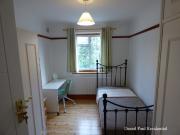 1 bedroom property to let in Western Avenue Asking price...