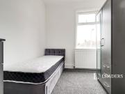 1 bedroom property to rent Wanlip Road, Syston,...