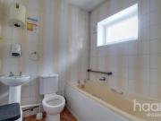 1 bedroom Room for rent in Felixstowe Road