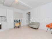1 bedroom s flat to rent in Market Building, Brentford,...