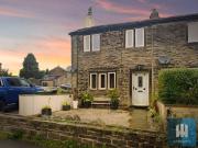 1 bedroom semi detached house for rent in Crosland Hill...