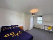 1 bedroom semi detached house for rent in The Highway,...