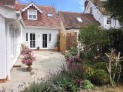 1 bedroom semi detached house to rent