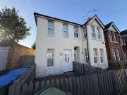 1 bedroom semi detached house to rent