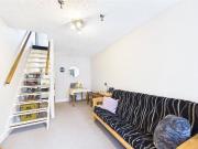 1 bedroom semi detached house to rent