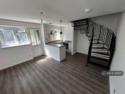 1 bedroom semi detached house to rent