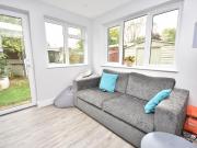 1 bedroom semi detached house to rent