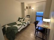 1 Bedroom separate bathroom