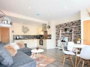 1 Bedroom Serviced Apartment For Rent In Bristol