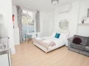 1 bedroom serviced apartment for rent in Newmarket Road,...
