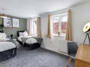 1 bedroom serviced apartments to rent