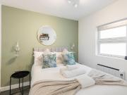 1 bedroom serviced apartments to rent