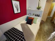 1 Bedroom Shared Living/roommate Huddersfield...
