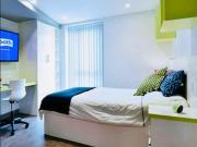 1 Bedroom Shared Living/roommate Huddersfield...