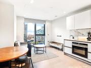 1 Bedroom Shared Living/roommate London Greater London...