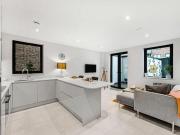 1 Bedroom Shared Living/roommate London Greater London...