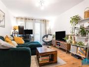 1 Bedroom Shared Living/roommate London Greater London...