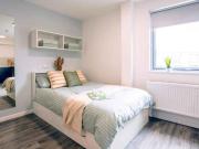 1 Bedroom Shared Living/roommate London London LS90504391