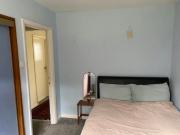 1 Bedroom Shared Living/roommate Purley Purley 99690422