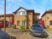 1 Bedroom Shared Living/roommate Walnut Tree...