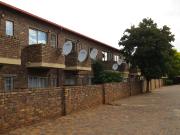 1 Bedroom Simplex in Highveld