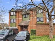 1 Bedroom Studio Flat