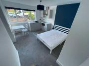 1 Bedroom Studio Flat