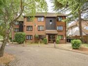 1 Bedroom Studio Flat