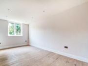 1 Bedroom Town House For Sale In Berkshire
