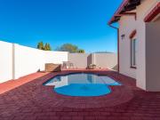 1 Bedroom Townhouse For Sale in Mulbarton