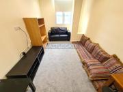 1 bedroom triplex to rent