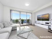 1 Bedroom Ultra Modern Apartment on the 7th Floor with...