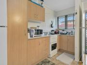 1 Bedroom Unit in the Heart of Coorparoo