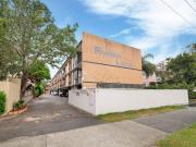 1 Bedroom Unit Prime Location in Surfers Paradise