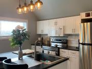 1 Bedroom Upper Unit | River Views | All Inclusive |...