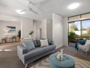 Available now! 2 bedroom villa in great location