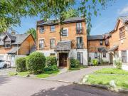 1 bedroom within a gated development just off Camden Road