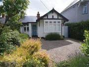 1 Bedrooms Bungalow for rent in Beach Road, West Mersea,...