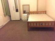 1 Bedrooms Detached house for rent in High Street,...