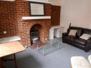 1 Bedrooms End terrace house for rent in Aviary Place,...