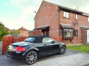 1 Bedrooms End terrace house for rent in Weavers Drive,...
