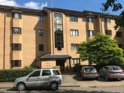 1 Bedrooms Flat for rent in Addison Road, Kirklee,...