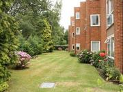 1 Bedrooms Flat for rent in Alwyne Court, Horsell,...