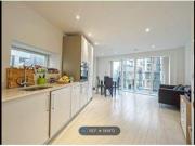 1 Bedrooms Flat for rent in Atkins Square, London E8