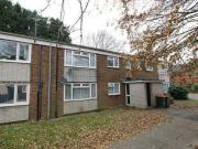 1 Bedrooms Flat for rent in Barley Close, Crawley, West...